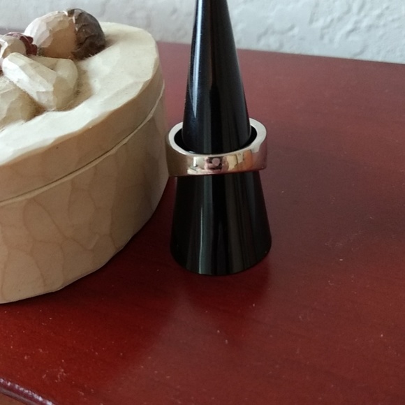 Silver and Marquise ring nwot - Picture 2 of 2